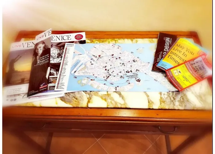 Booking San Marco apart
